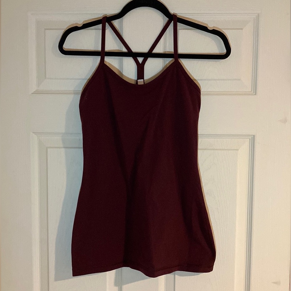 Lululemon power Y tank size 6. Maroon.